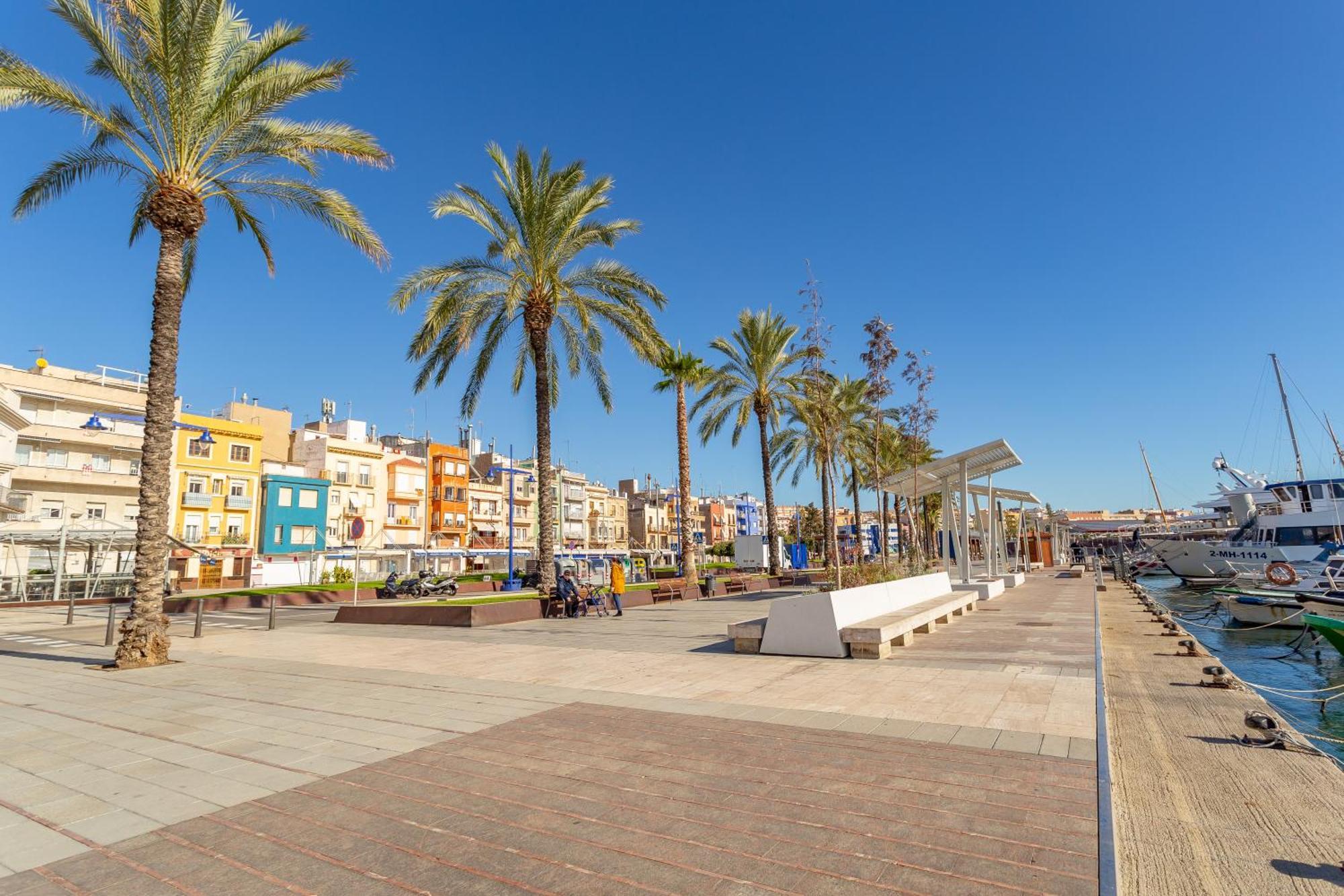 טראגונה Cosy Apartment. 10Min Walk To The Beach & Train מראה חיצוני תמונה