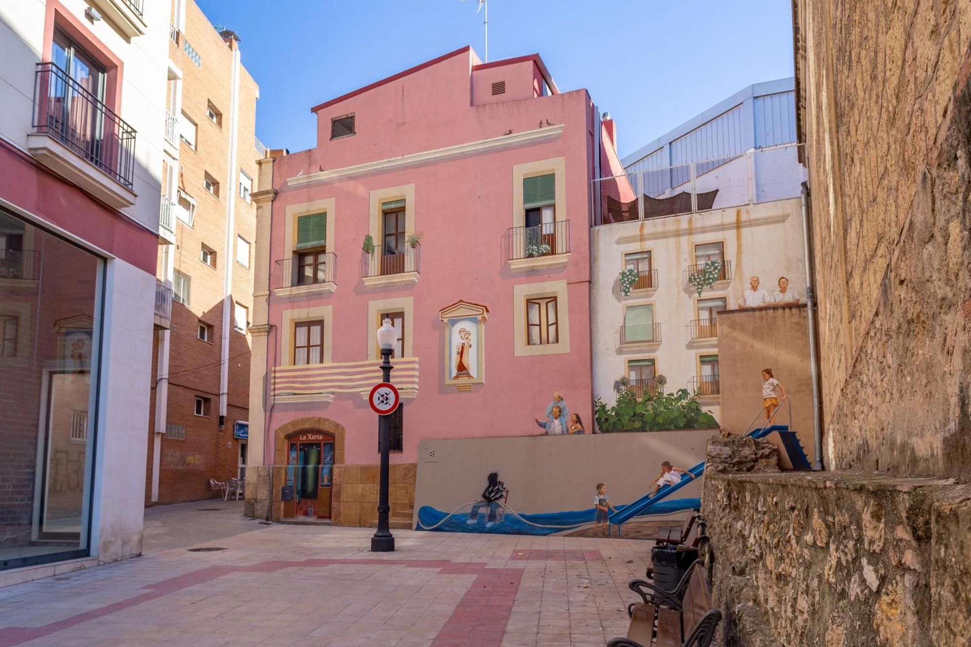 טראגונה Cosy Apartment. 10Min Walk To The Beach & Train מראה חיצוני תמונה